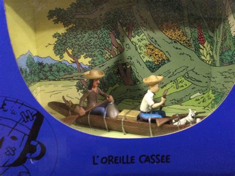 Tintin Diorama Moulinsart La pirogue L oreille cassée Catawiki