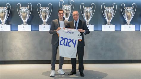 Real Madrid hizo oficial la renovación de Lucas Vázquez