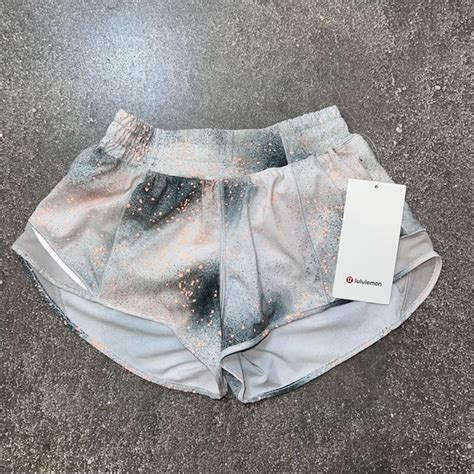 Lululemon Athletica Shorts Nwt Lululemon Hotty Hot Lowrise Short 25