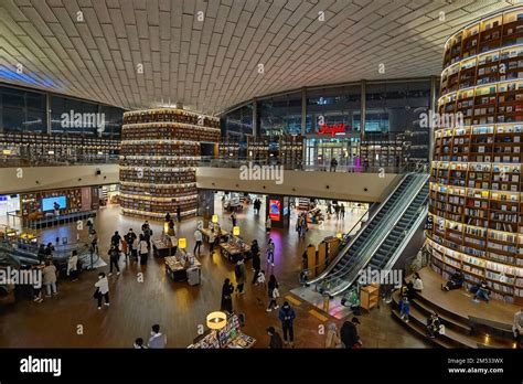 Starfield Library Seoul Coex Mall Seoul South Korea Stock Photo Alamy