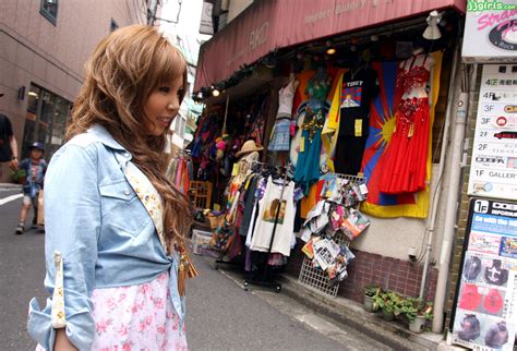 素人娘としみ の無修正エロ画像 AV女優ギャラリー 1 件 JapaneseBeauties jav model Amateur Toshimi gallery