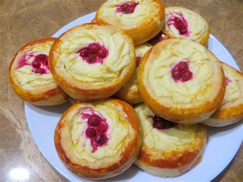 Ватрушки с творогом - пошаговый рецепт с фото (4366 просмотров)