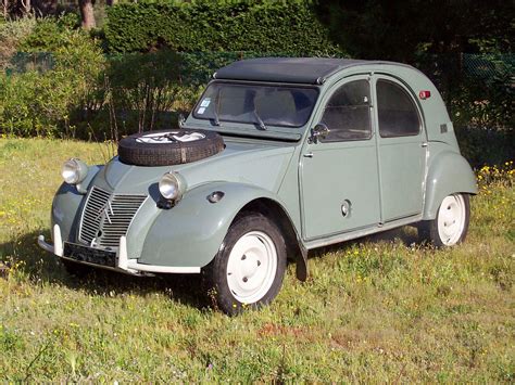Citroën 2cv Sahara Revivaler