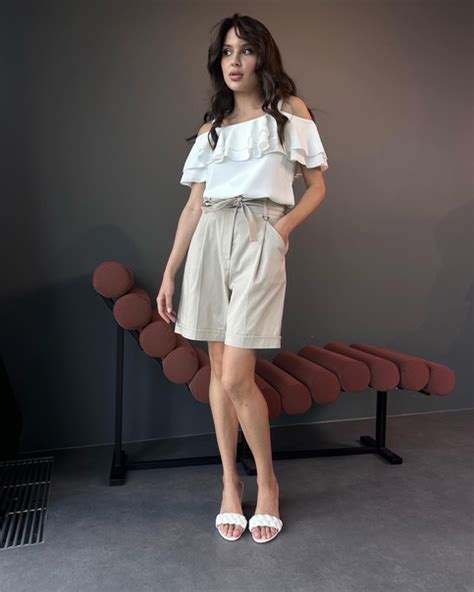 блуза 1 390 RUB | 42-48 шорты 3 490 RUB | 42-48 | PRESTIGE | Одежда ...