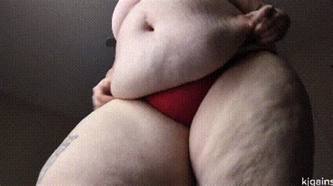 Towering BBW Shows Off Thighs Ass And Gut Kyras BBW Fetish Depot Clips4sale