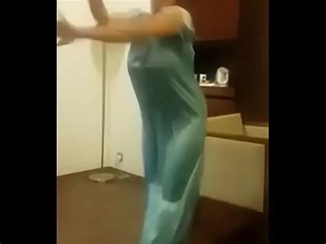 Indian Aunty Dance With Big Boobs XVIDEOS