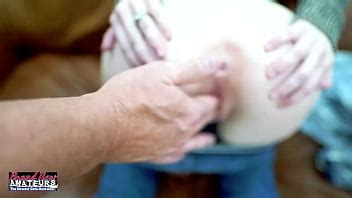 La exótica estudiante nerd Raven se deja tocar el coño mojado y le follan el culo XVIDEOS