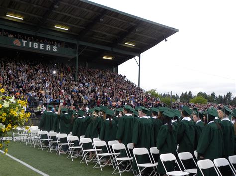 Tigard High School sends off graduating class of 2011 - oregonlive.com