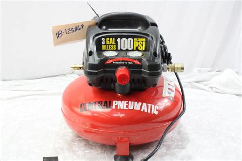 Central Pneumatic 3 Gallon 100 Psi Air Compressor Property Room