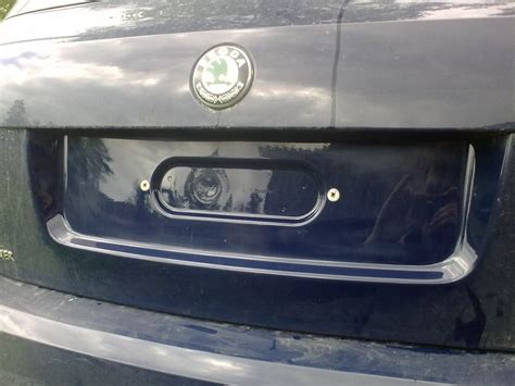 Опора номерного знака — Skoda Fabia Mk2, 1,4 л, 2011 года | аксессуары ...