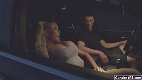 Shemale Hitchhiker Brittney Kade Analed Porn