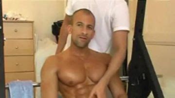 Muscular Guy Gets Naked And Jerks Off PORNDROIDS