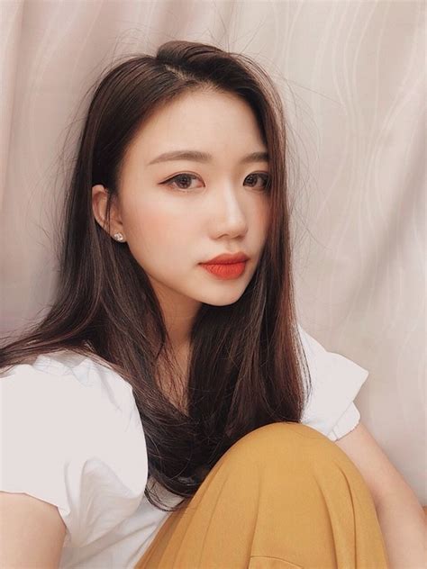 3 hot girl cùng sinh năm 2001 đình đám MXH ngắm là mê