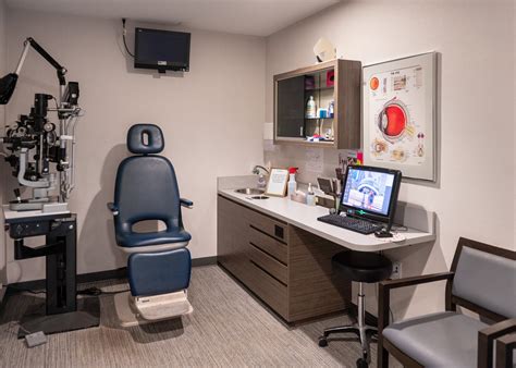 Eye Surgery & Care for Cataracts, LASIK, & More | Shanbom Eye