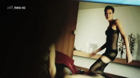 Naked Verena Mundhenke in Ein starkes Team Tödliche Verfühung