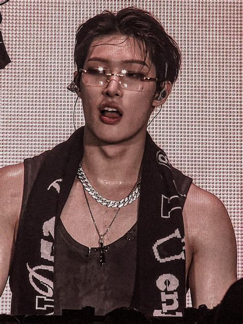 Ghim của Nisha trên OH NO HE S HOT trong