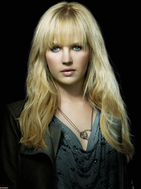 The Secret Circle (2011-2012) Britt Robertson as "Cassie Blake" | Britt