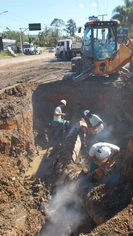 Adutora Rompe E Nove Bairros De I Ara Est O Sem Fornecimento De Gua