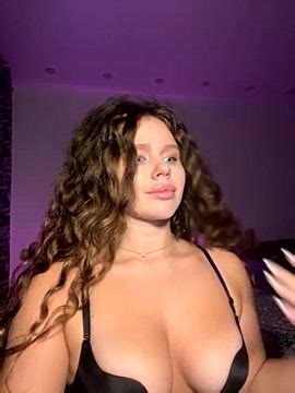 JessicaHoffman Naked Stripping On Cam For Live Sex Video Chat Gyrls