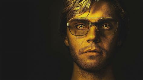 DAHMER Recenzja Serialu Netflix GeekLife