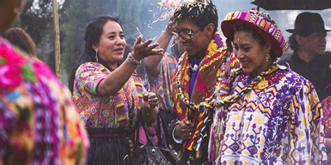 Indigenas De Totonicapan Guatemala