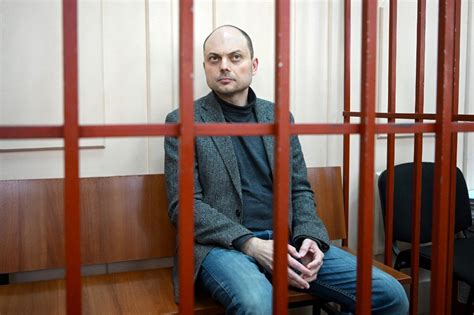 Kremlin Critic Kara Murza Goes On Trial For Treason