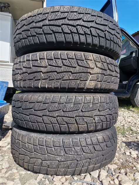 4 Bucăți Sunt Ca Noi. Anvelope Hankook 195/70r15c