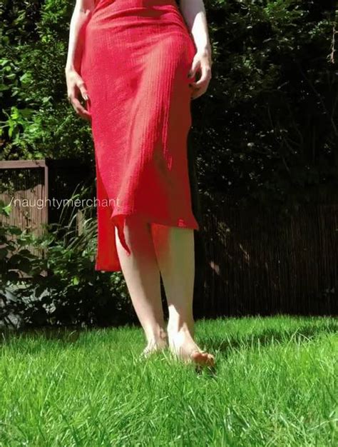 Spreading My Pussy For You Scrolller