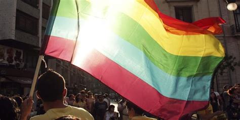 Maricones de mierda os voy a matar juzgan la paliza a una pareja gay que se negó a ir de putas