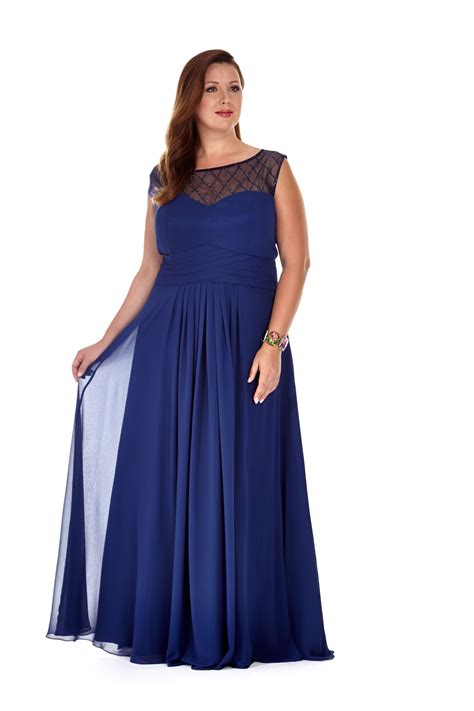 Vintage Style Chiffon Wedding Gown by Sydney's Closet | Chiffon wedding