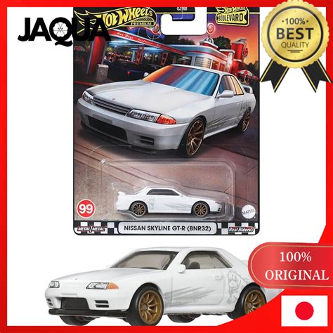 Hot Wheels Boulevard Nissan Skyline GT R BNR32 Toy Car Miniature Ages 3 And Up White HRT74