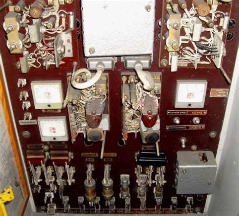 Описание схемы панели управления ПУ-37 на электровозе ВЛ10