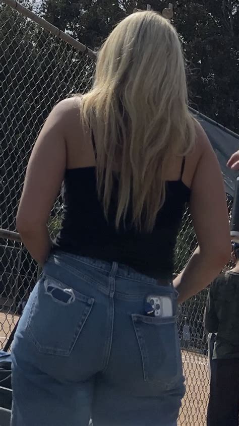 Top Heavy Blonde Milf Forum