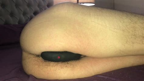 同时使用 my Lovense Edge 和 Domi 2 强烈的摇晃高潮 Pornhub Gay