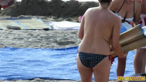 Big Tits Hot Topless MILFs Amateur Voyeur Beach Video