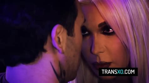 Tranny Model Aubrey Kate Ass Banged Hard Xnxx