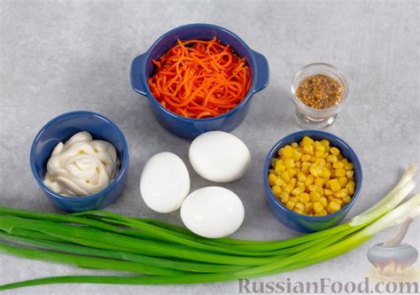 Рецепт: Слоёный салат с кукурузой, морковью по-корейски, яйцами и ...