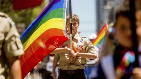 One Year Later Boy Scouts Stronger With Gay Leaders Except Catholic Troops New Ways Ministry