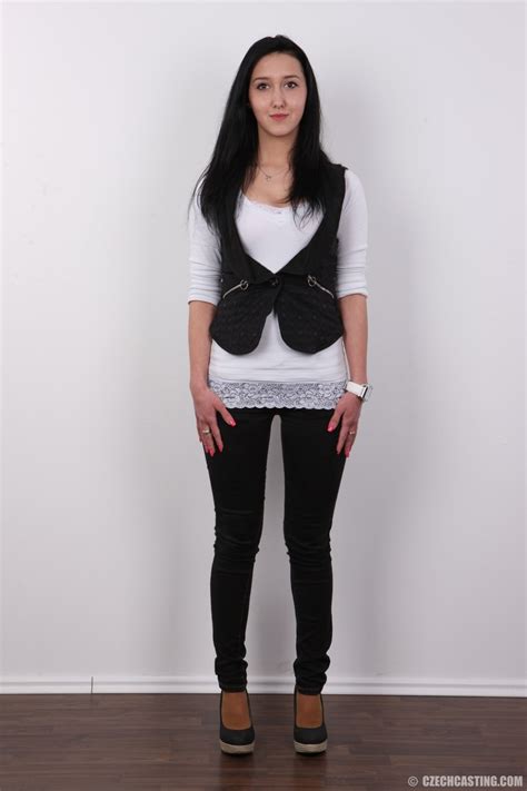 Sweet Brunette Poses Naked Porn Pictures Xxx Photos Sex Images Pictoa