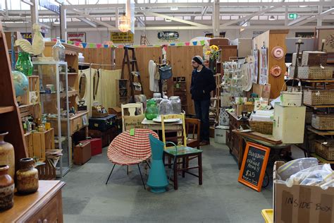Vintage Love Geelong Vintage Market Zinc Moon
