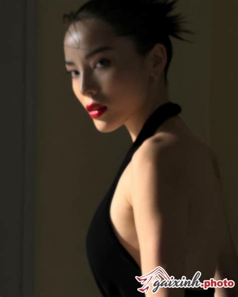 Ảnh Hoa Hậu Kỳ Duyên Sexy Mặc Bikini Khoe Hàng Hot