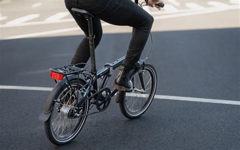 Bicicleta Sem Corrente - Essa bicicleta elétrica sem corrente é dobrável e acessível