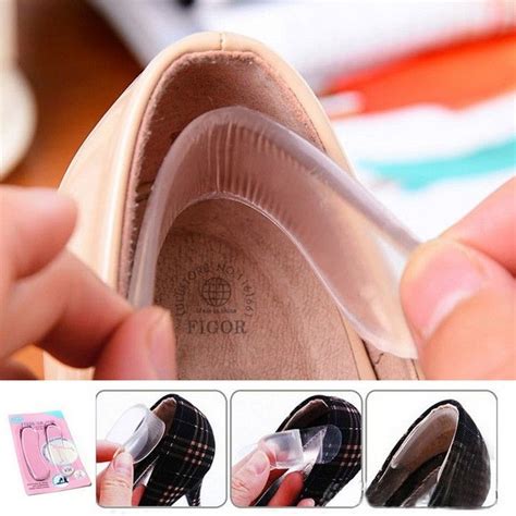 7 популярных способов разносить новую обувь без боли и мозолей | Уход ...