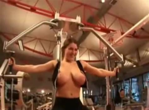 Re Run Of A Classic Topless Prank Nude Video On YouTube Nudeleted