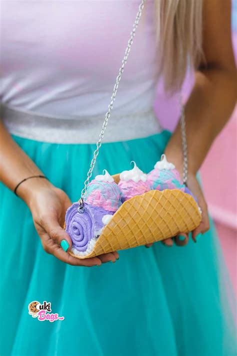 Luxe Taco Wanderlust Jet Set Babe Clutch Bag Slaylebrity