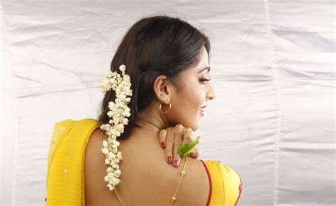 Crush Of The Day Anushka Shetty And Nayan Tara Super Hot