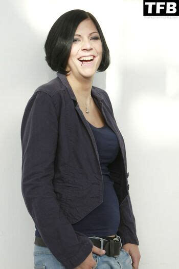 Alina Schmitts Naked Sexy Photos Sexy E Girls