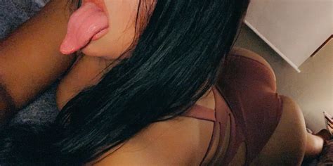 Slippery Karmen Nude Porn Pictures Xxx Photos Sex Images Pictoa