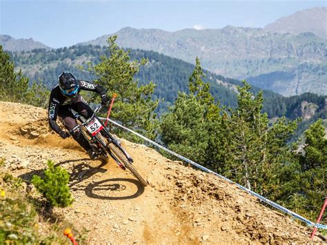 ¿Qué es el downhill? Más que un deporte de descenso
