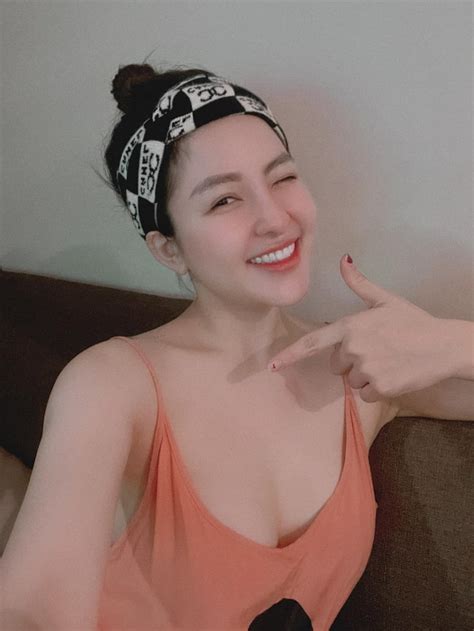 Hot Girl Tr M Anh Xinh P V G I C M Sau Scandal L Clip N Ng